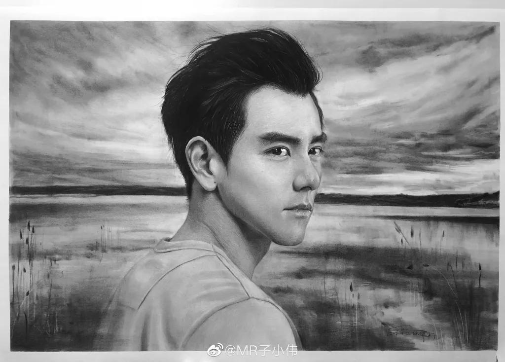 厉害了！他用一支铅笔把明星画了多个，如肖战、蔡徐坤、迪丽热巴