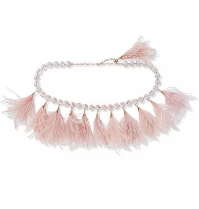 我太太太难了！项链戴在脖子上还做错了？