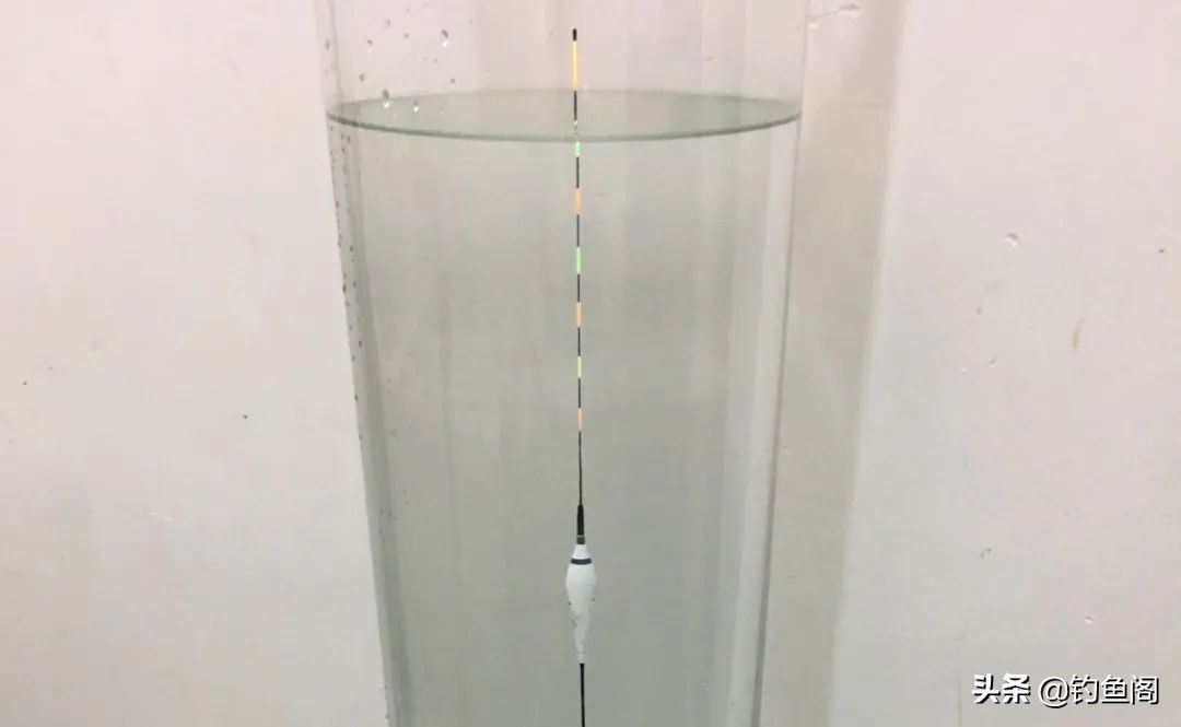 夜光漂最正确的调法,钓鲫鱼调夜光漂的正确方法与技巧