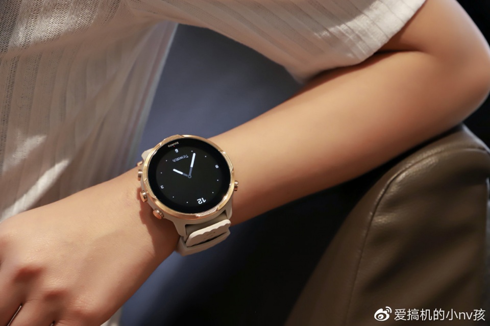 颂拓suunto7智能手表,颂拓suunto7