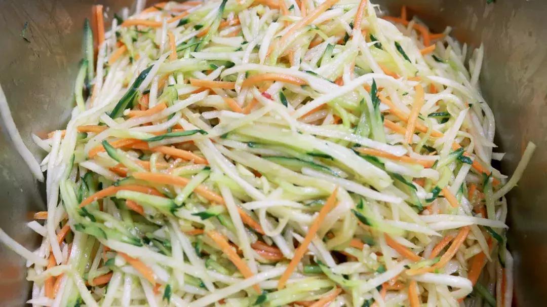 青春记实,青春记大学生在行动