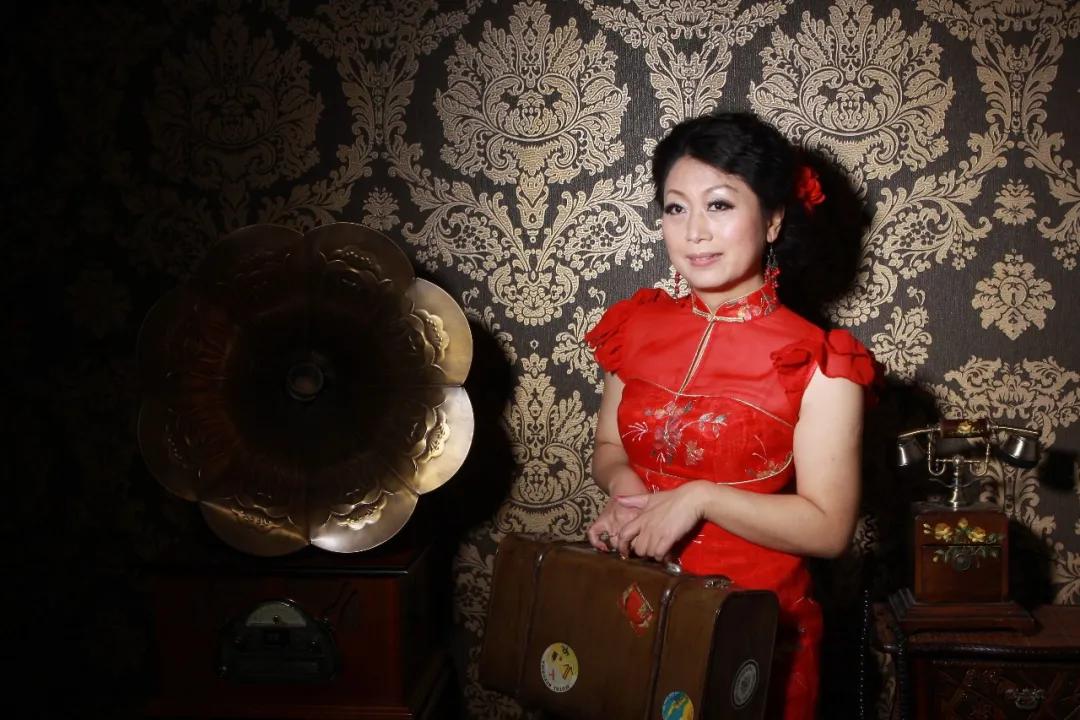 你好李焕英普通话谁说的,你好李焕英外语版