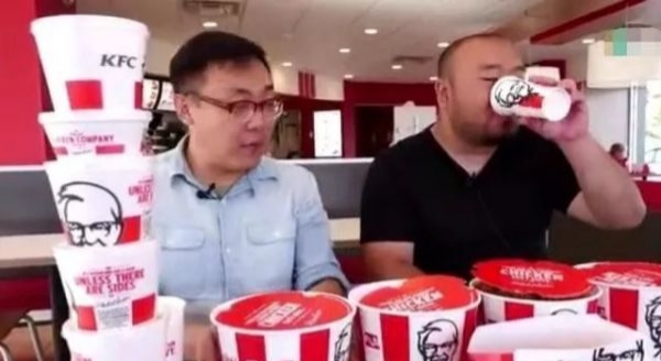 肯德基全家桶孤儿桶,美国肯德基全家桶对比中国