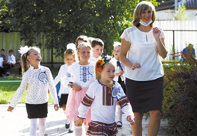 面对新冠疫情各国态度,新冠疫情给各国经验和教训