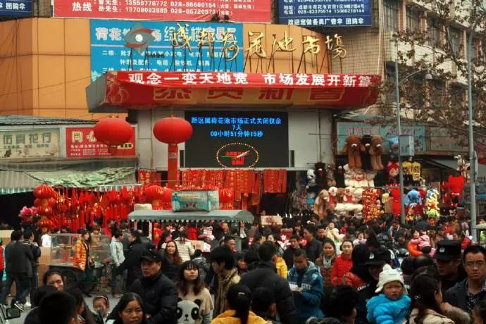 曾位列全国第七的成都荷花池，能靠“韩国城”嗨起来？