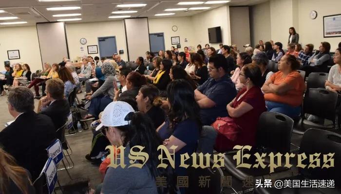 加州性别教育过激？家长至橙郡教育局抗议