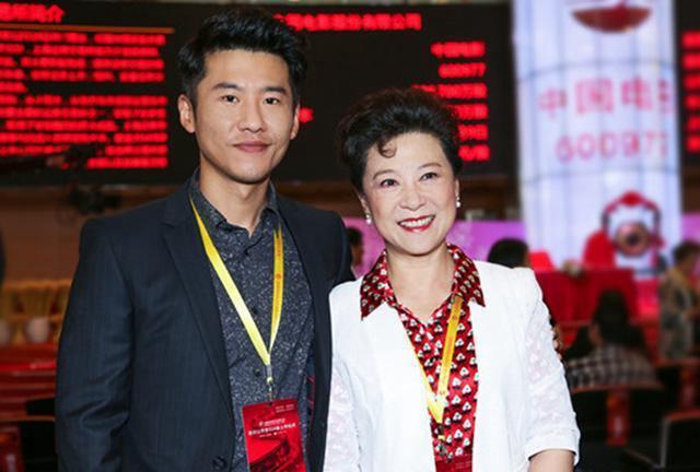 和丈夫携手到老,儿子是她的骄傲,72岁的王馥荔如今过得怎样?