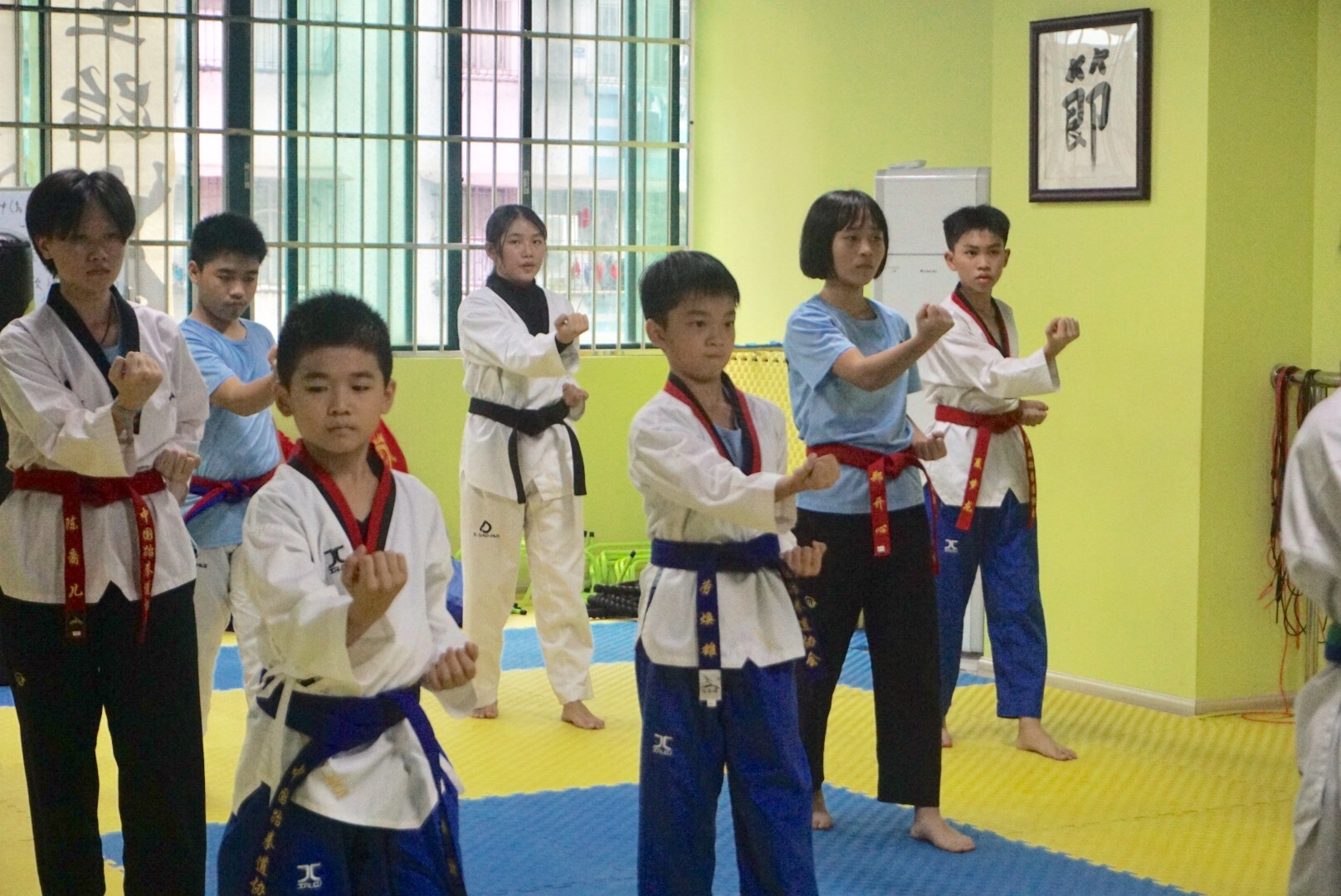 开平市教育城补习托管绘画舞蹈机器人跆拳道校外素质教育