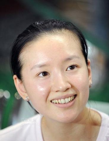 素颜差距最大的女明星,看完这些女星的素颜对比照