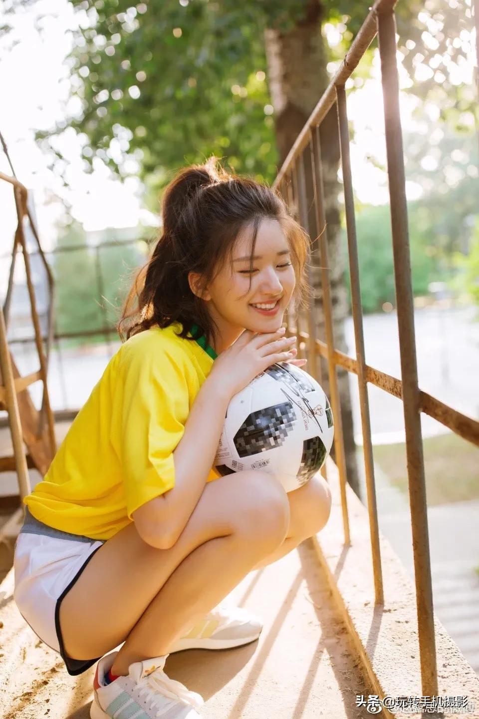 跟着赵露思学发抖音,和赵露思学拍照姿势