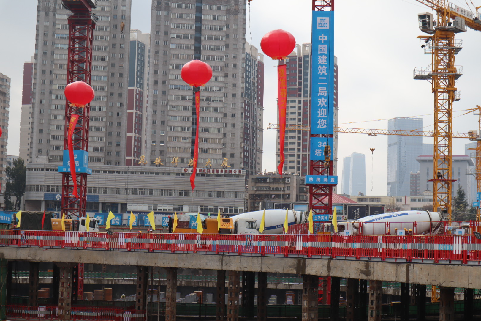 昆明俊发集团春之眼多少一平,云南第一高楼春之眼沙盘