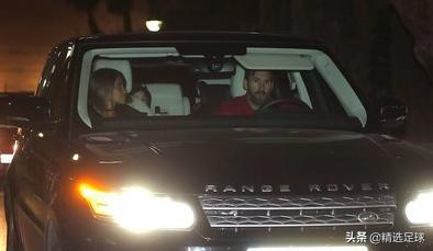 足球运动员豪车一览,足球球星豪车出场