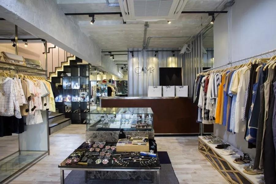 泰国便宜小众潮牌衣服,最近很火的泰国潮牌衣服