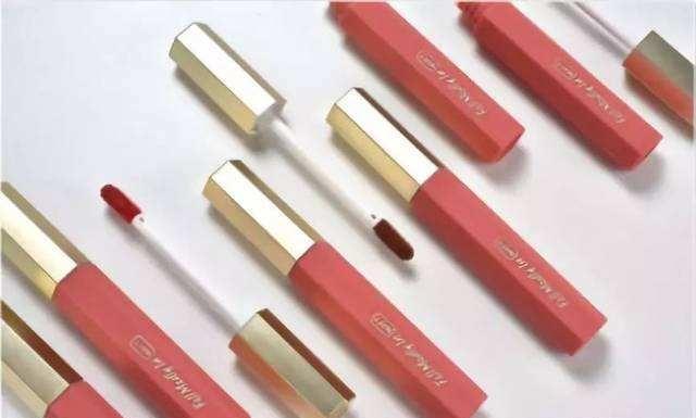 萝卜丁口红013m玫瑰豆沙色,50-60岁口红必买色迪奥豆沙多少钱