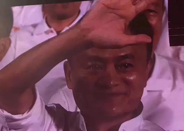 2019全剧终：10亿人编出一部出轨厮杀封王互联网史诗大戏