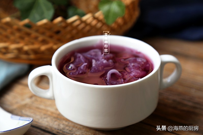 夏季几款清淡解暑的美颜养生汤谱,女人补气养血养生汤养肤美颜