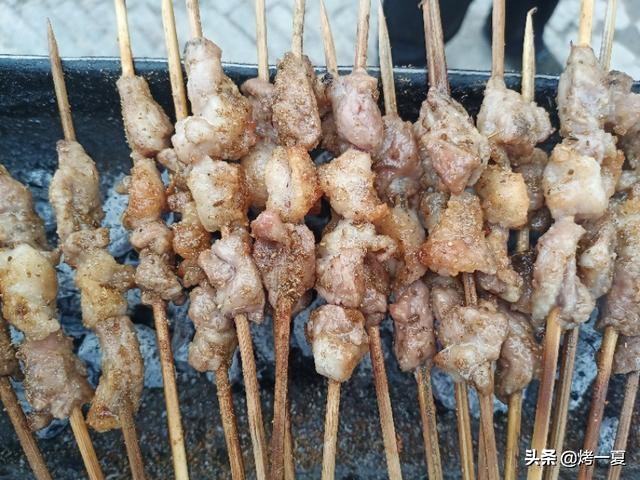 羊肉串烤出来不好吃怎么办?很简单,只要掌握好这三点就可以了