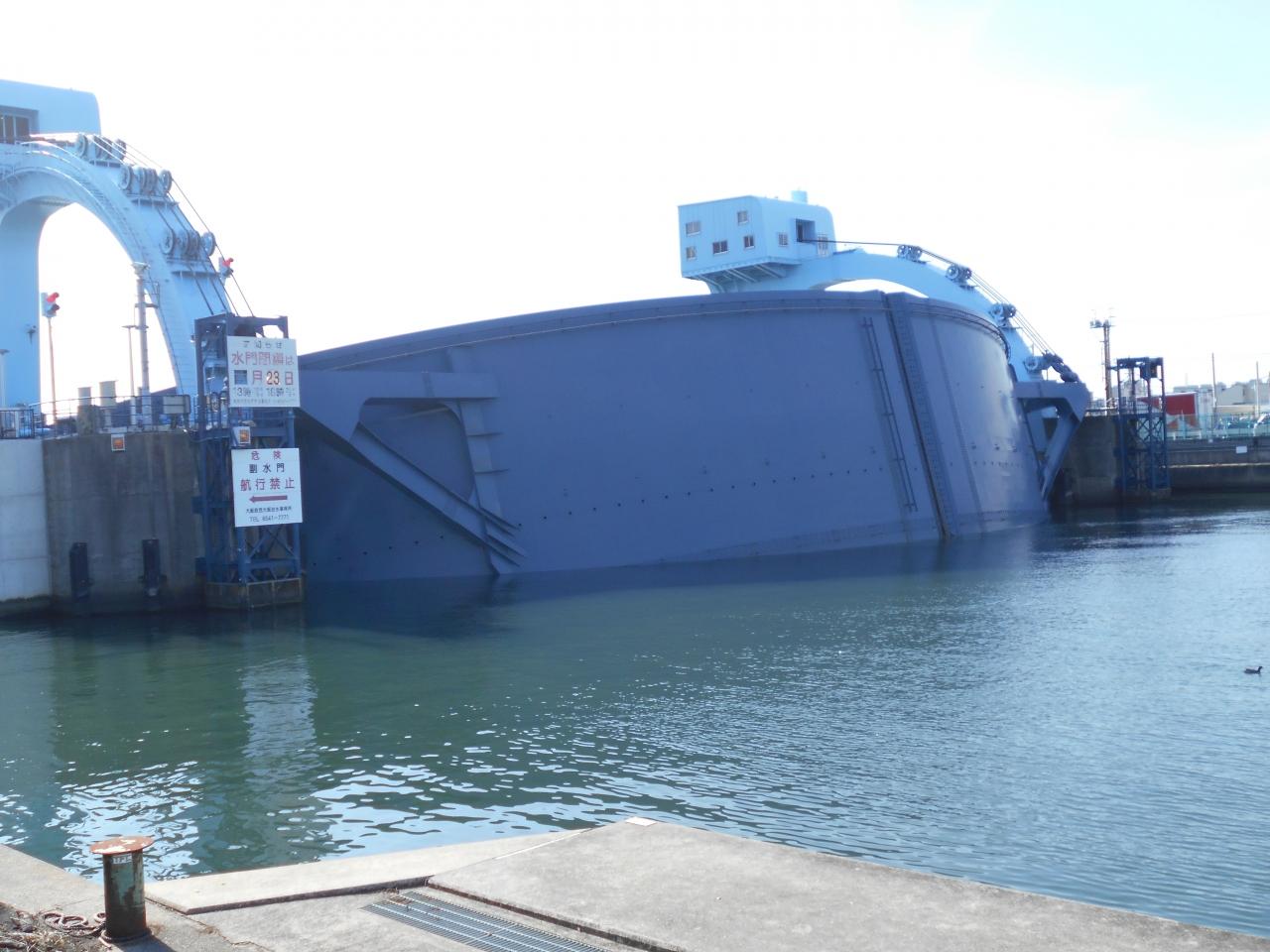 日本人极其聪明,日本防海啸墙挡海啸视频