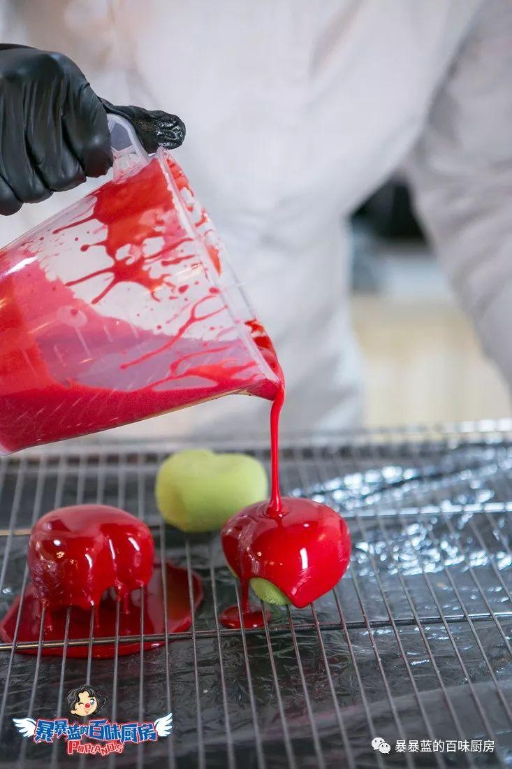 1500个忠粉入坑4年，终于等到实体店！每款蛋糕都让人忘记卡路里