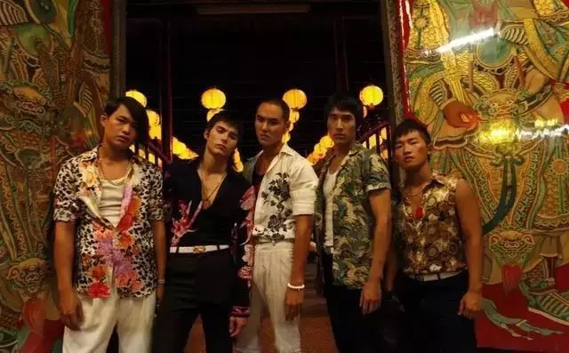 夏威夷蓝色火焰衬衫,夏威夷风衬衫搭配