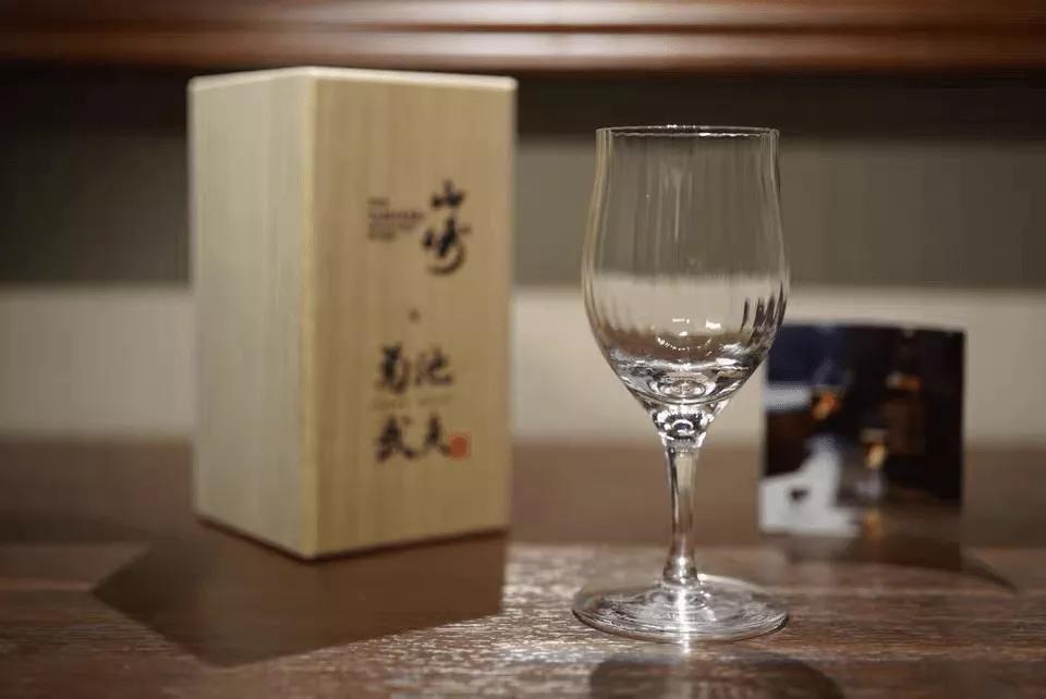 威士忌送礼怎么挑选,什么威士忌可以送礼还便宜