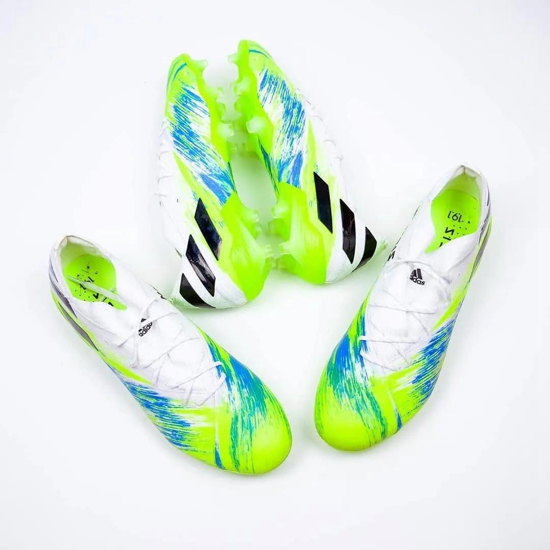 公认脚感性价比最好的10双足球鞋,建议买什么又帅气又好看的足球鞋