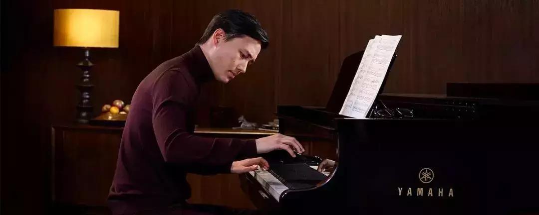 雅马哈和卡瓦依钢琴如何选择,雅马哈钢琴怎么选