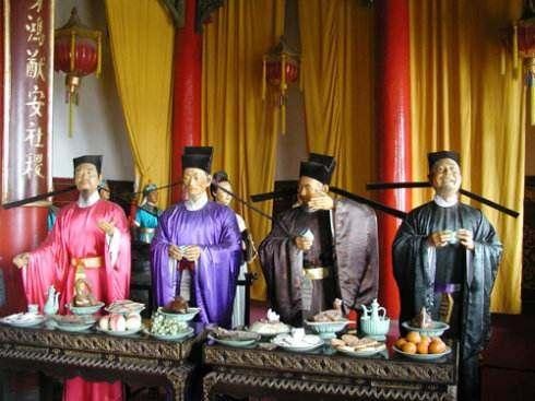 如何打破“鸟尽弓藏，兔死狗烹”的铁律，不做文种、韩信