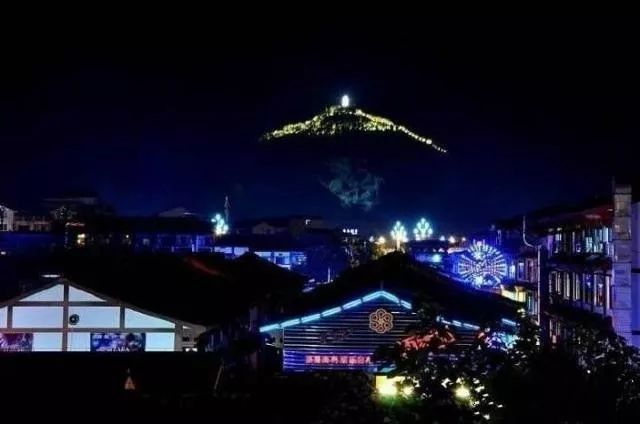 重庆洪崖洞经典夜景图片,重庆洪崖洞千厮门夜景高清图片