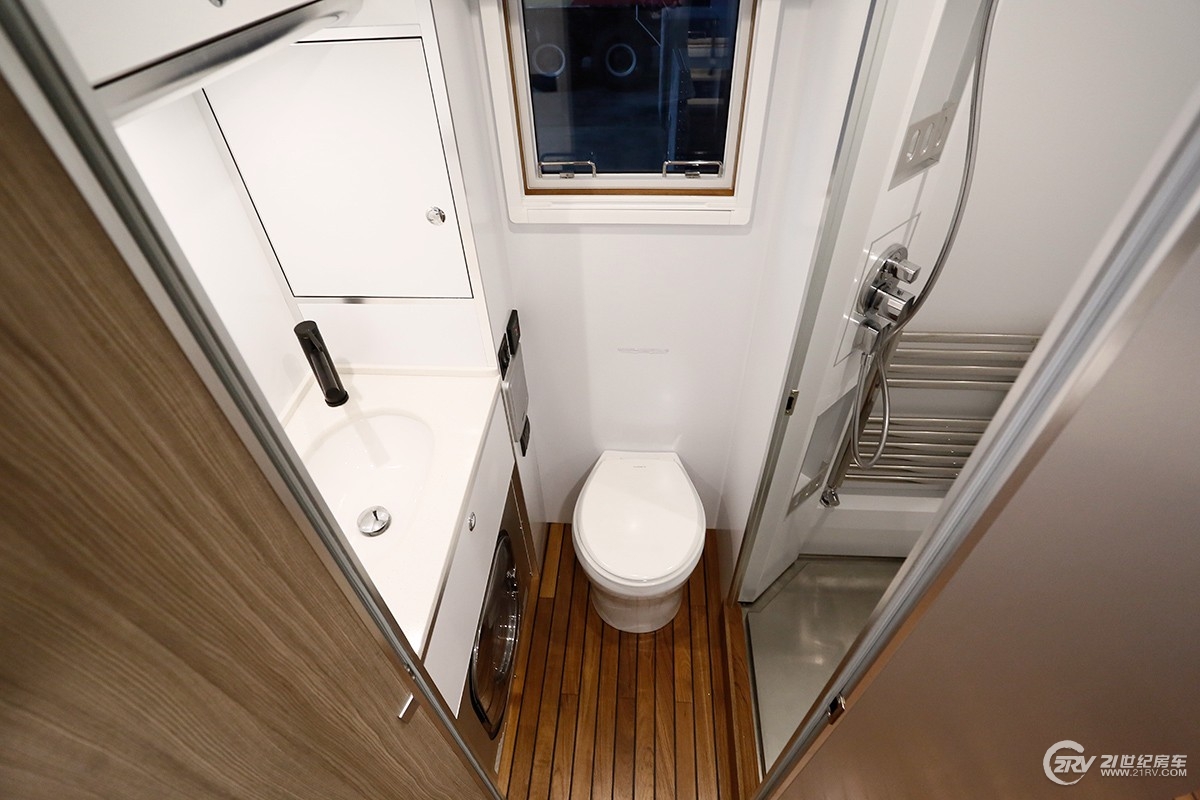 诺马迪森房车100万以内,1300万诺马迪森越野房车旅游