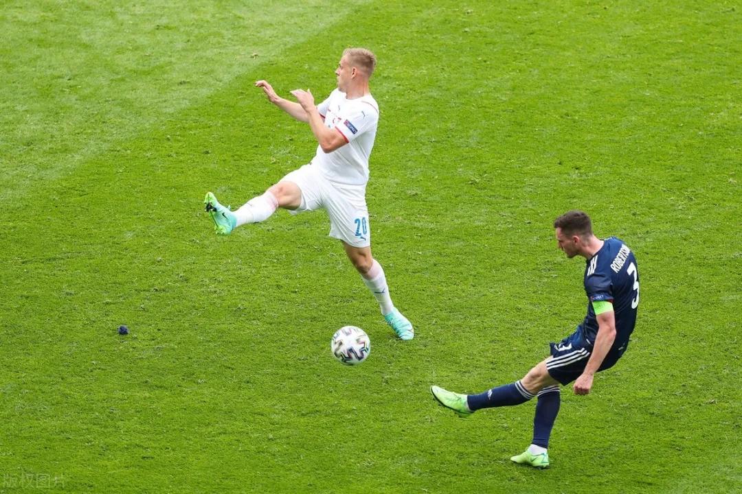 欧洲杯英格兰3-3,欧洲杯03:45法国荷兰