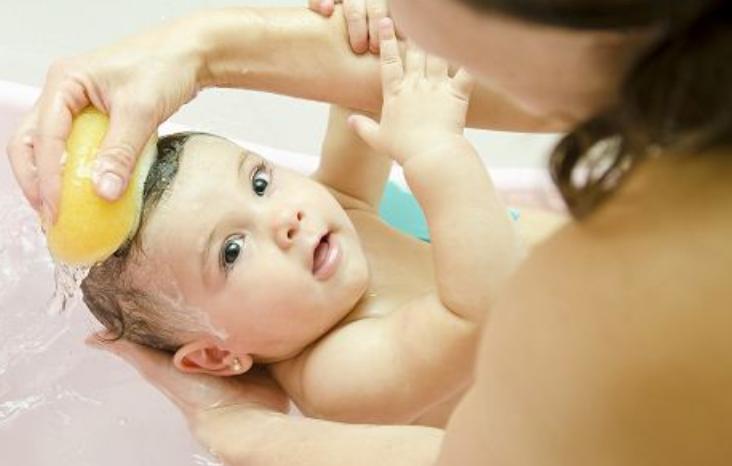 冬天给3周岁孩子怎么样正确洗澡,冬天给宝宝洗澡怎么才不会感冒