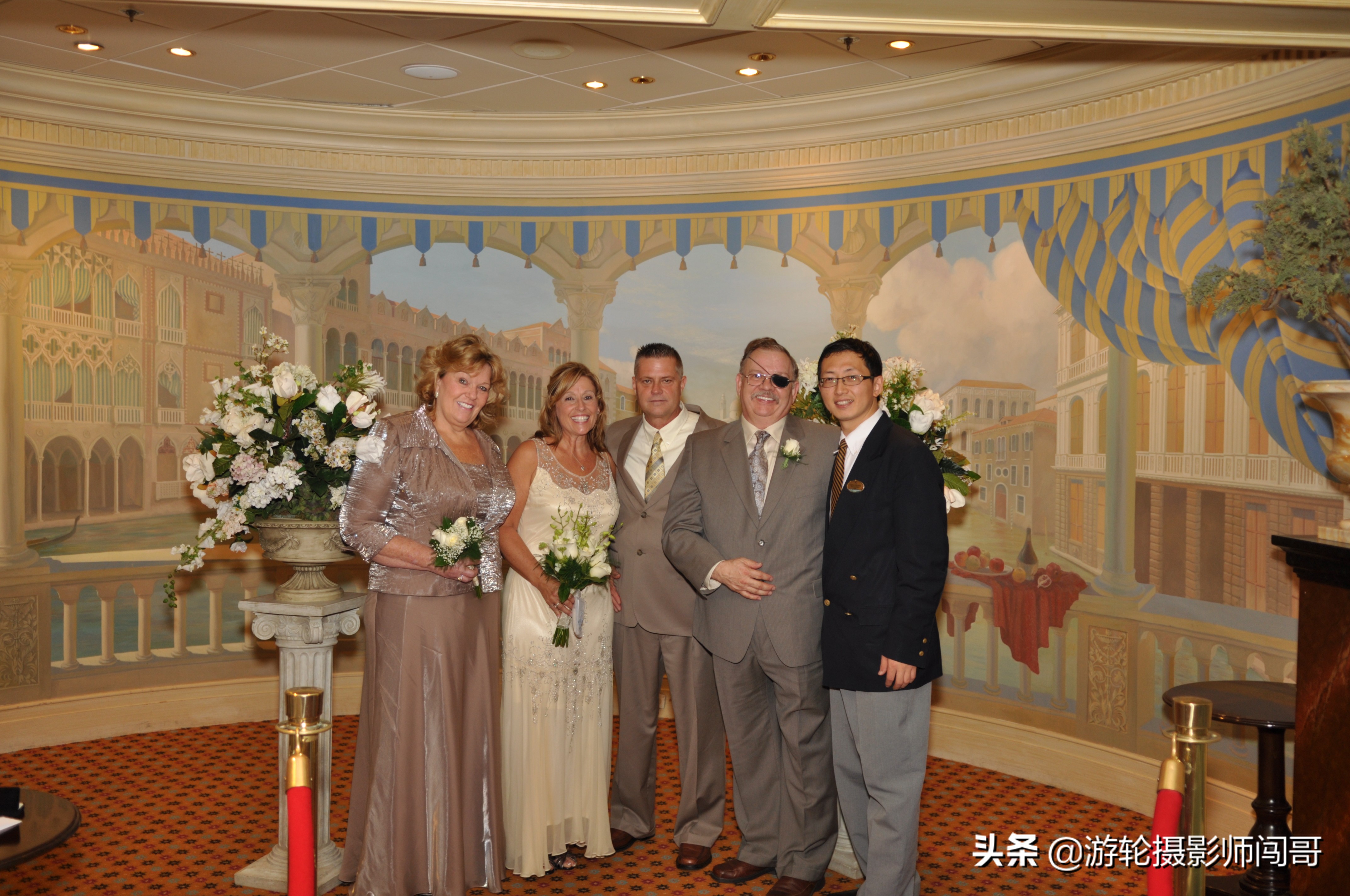 游轮上的婚纱照风格是什么,海上豪华游轮婚礼