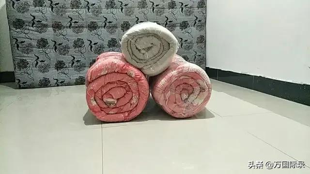 棉被如何收纳才能避免发霉,棉被太多怎么收纳