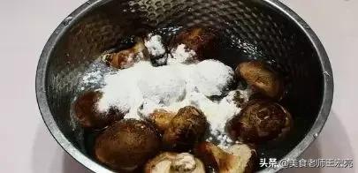 洗香菇只用盐可以吗,香菇只用清水洗可以吗