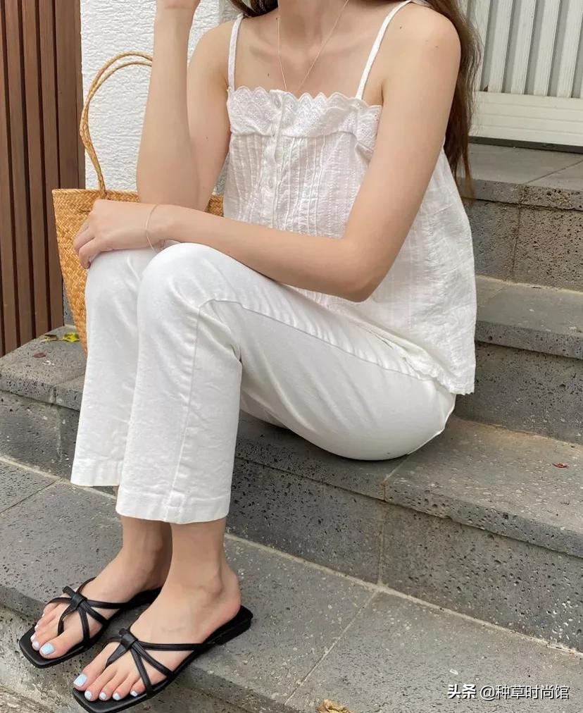 今年最流行的新款衣服夏装,最时尚最新潮的衣服夏装