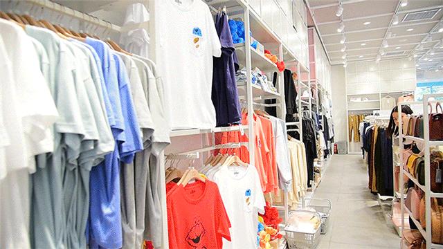 至强扫货攻略！佛山CBD潮玩新地标，女生月购物狂欢！