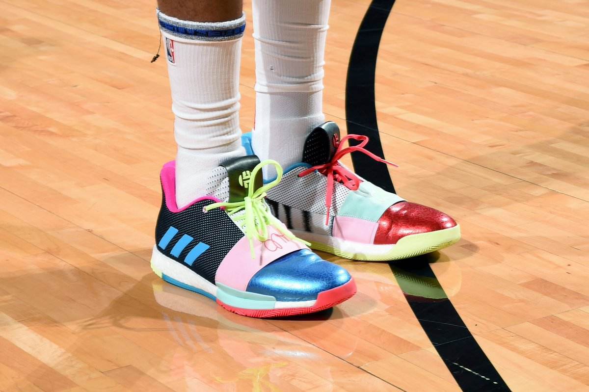 adidas三件五折攻略,adidas官网3.5折