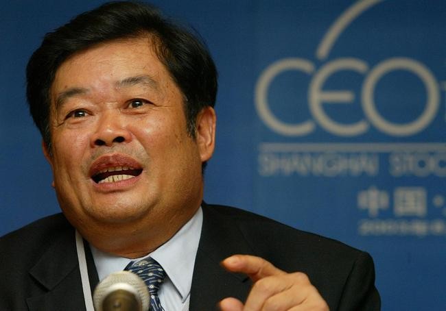 年薪12万被曹德旺免职的总经理,曹德旺开除年薪80万高管