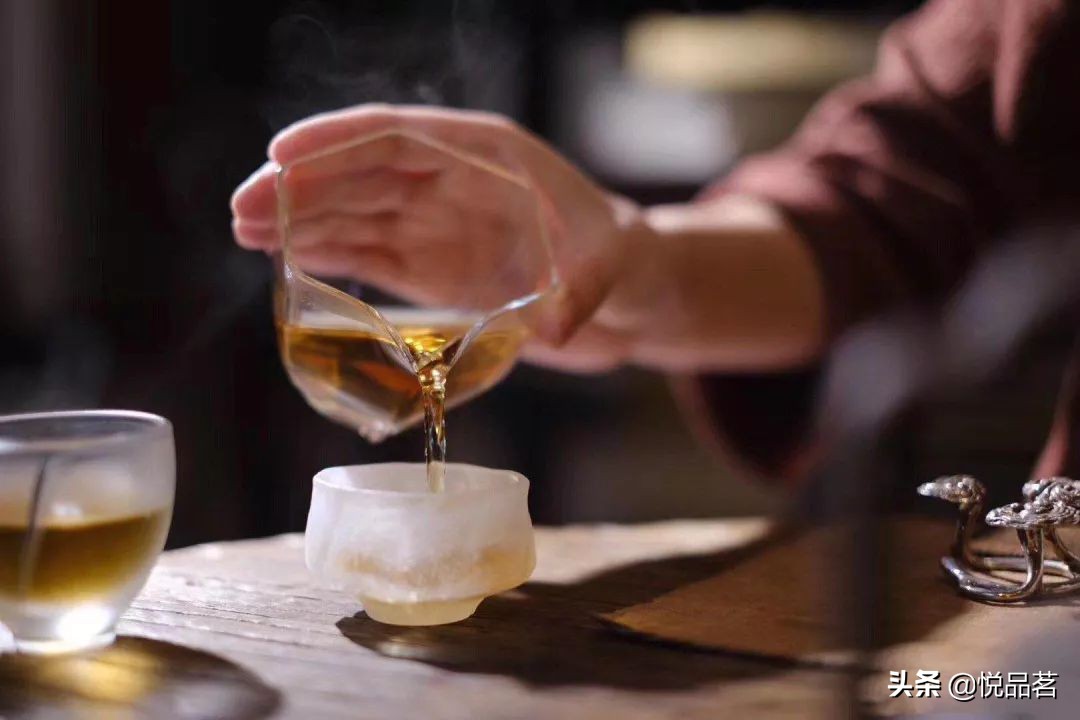 爱茶之人与茶的情感,爱茶的人诗情画意