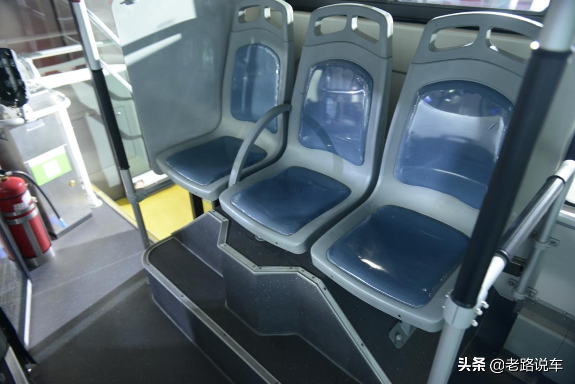 比亚迪k8多少钱一辆,深圳最新款比亚迪k8