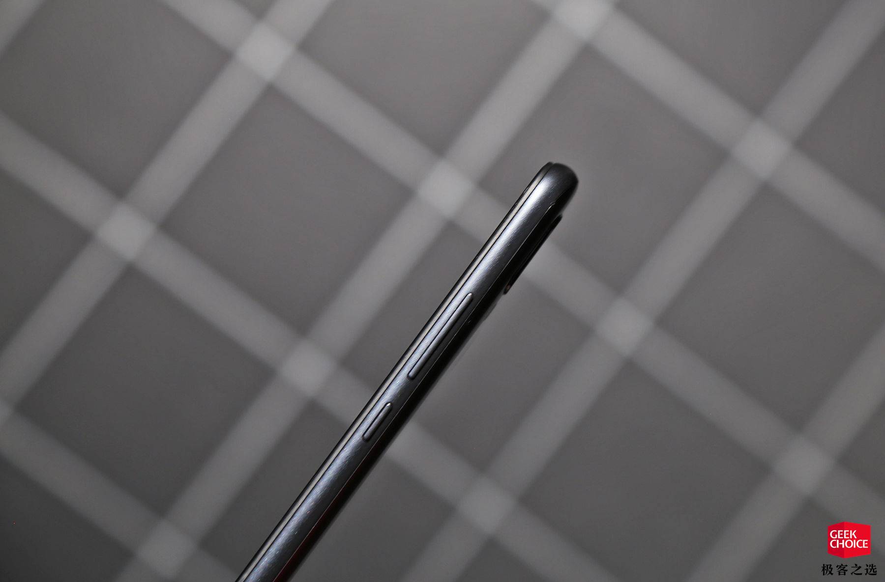 红米redmi7高配值不值得买,红米redmi7支持多少w快充