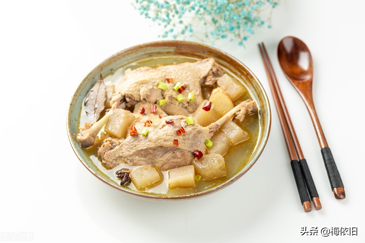 老鸭汤怎么炖才又嫩又烂,炖老鸭汤放什么调料好