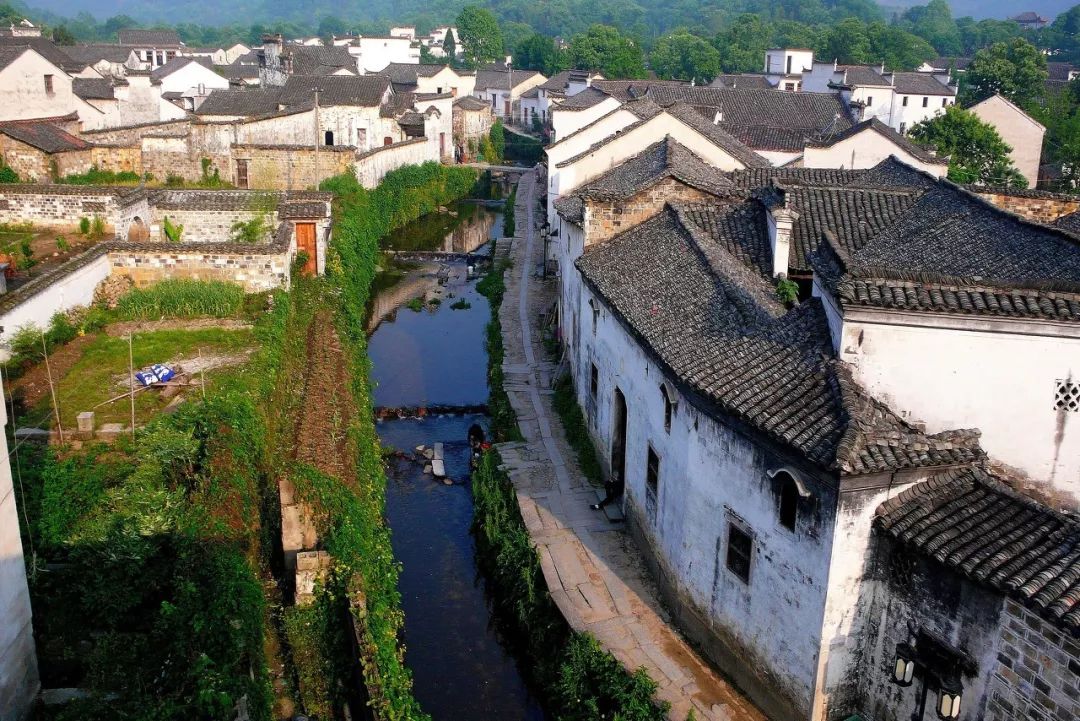 8个适合一个人去旅行的旅游圣地,一个人去的人少景美的小众旅行地