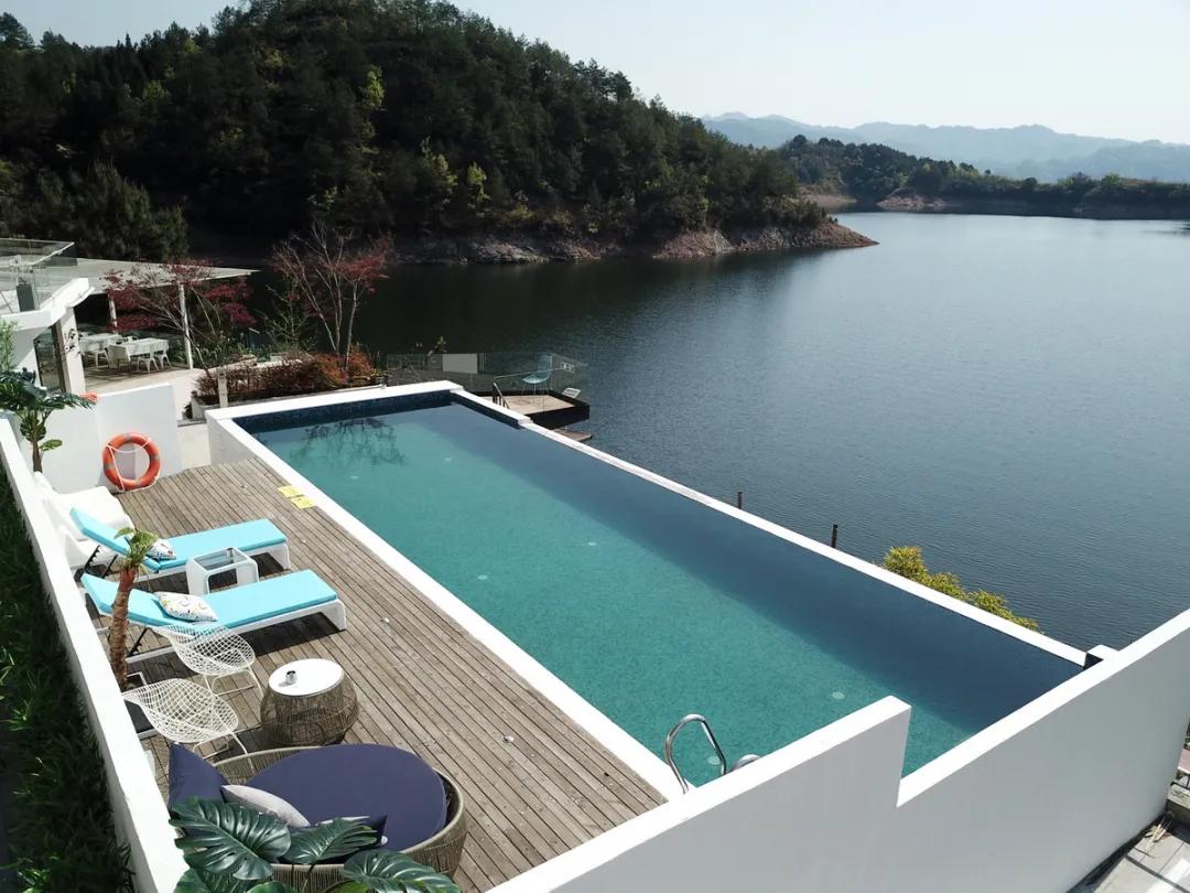 真正一线湖景！千岛湖这家“颜值杀”民宿自带一个超强属性
