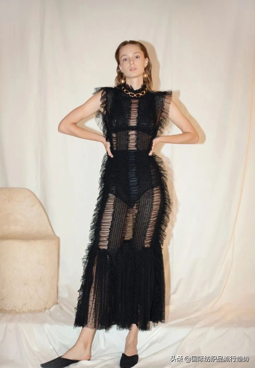 最新一季的巴黎时装秀,下一次的巴黎时装周