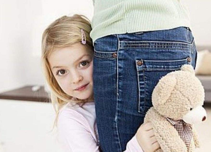 孩子太胆怯不敢发言怎么办,孩子胆小不敢举手发言