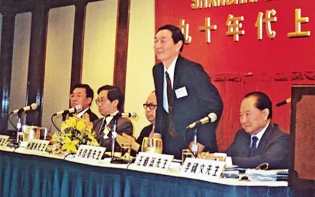 2001年，*镕基朱**告别清华演讲：做事不要落身后骂名