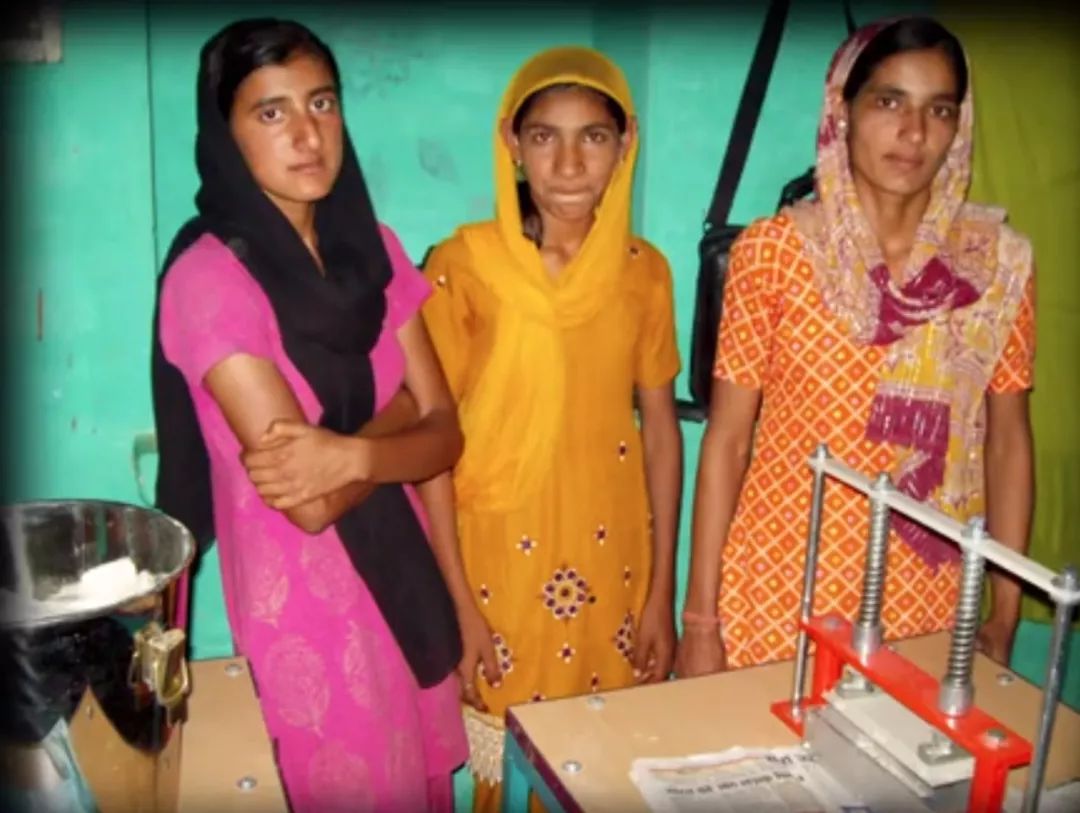 他掀起的姨妈巾革命，拯救了亿万印度女性！