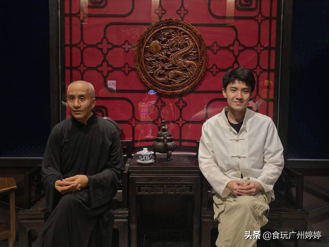 广州塔夜景个人拍照姿势,广州塔合影拍照最佳地点